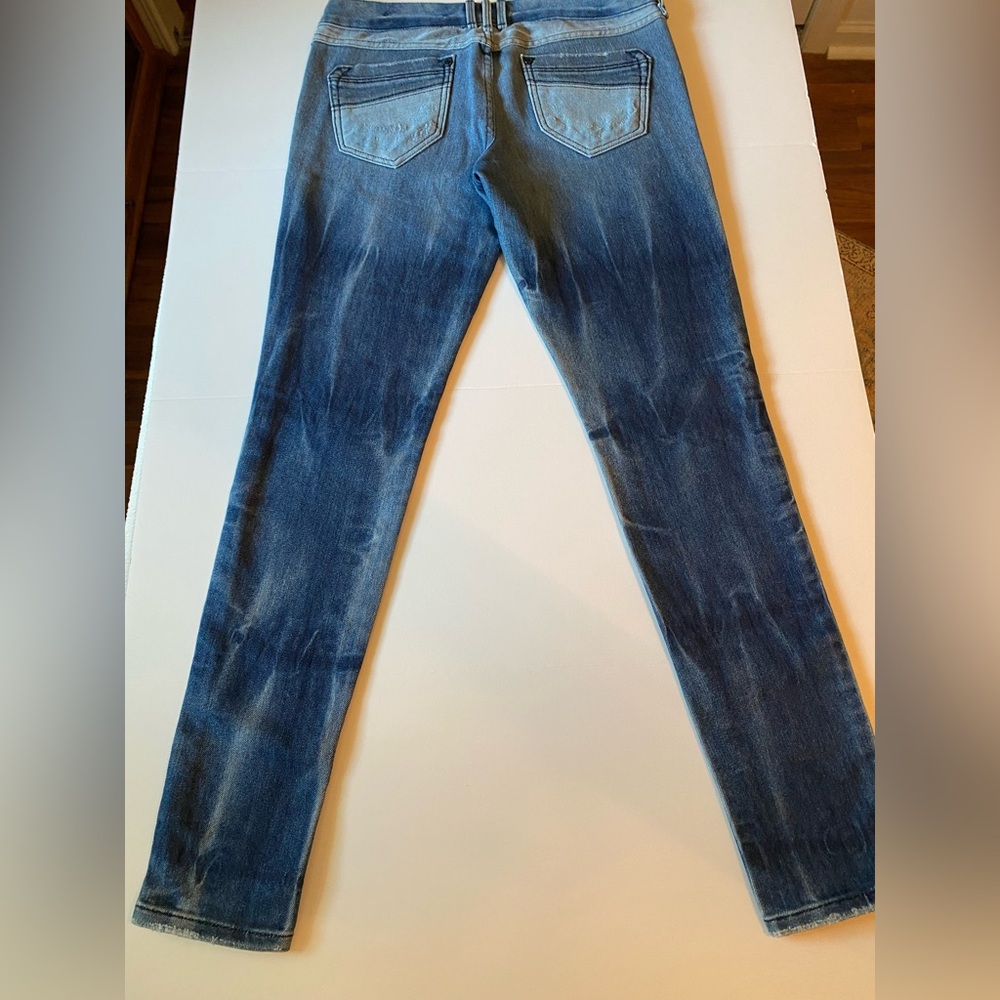 Bebe Patchwork and Distressed Skinny Stretch Blue Jeans, Size 27 - Picture 8 of 9